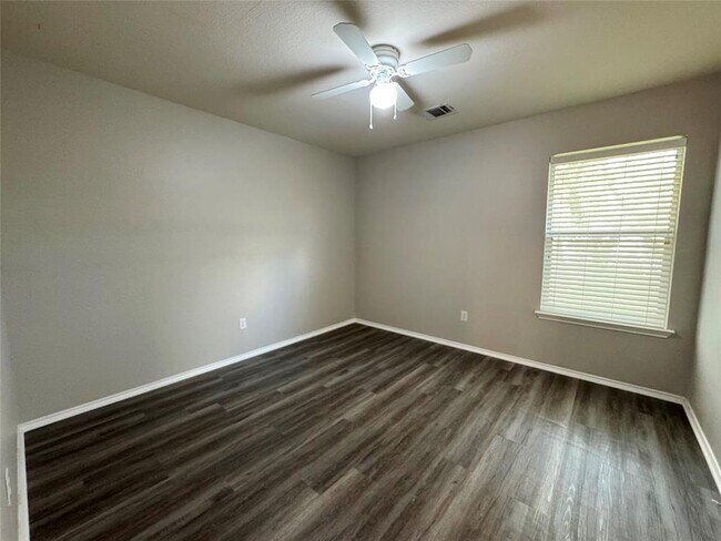 Building Photo - 2311 Portwood Bend Cove