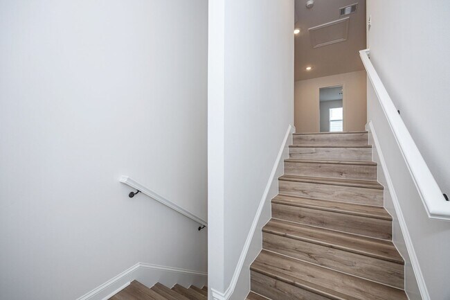 Building Photo - Brand-New Pet-Friendly 3BR/3BA Home with Large Bonus Room in Ocean Springs!