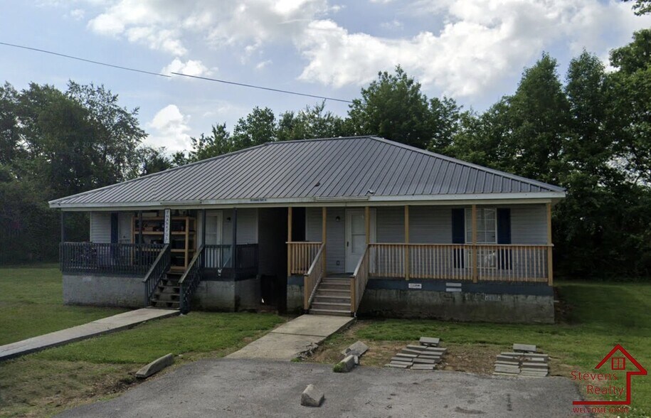 Primary Photo - 200 Dogwood Pointe Dr