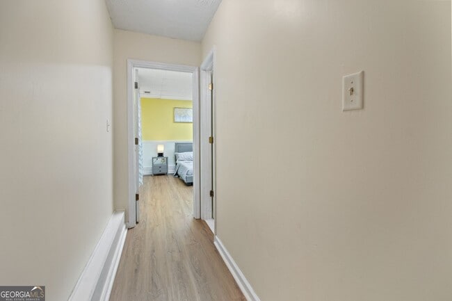 Building Photo - 3435 Alexander Pl SW