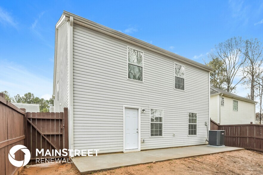 Building Photo - 7548 Garnet Dr