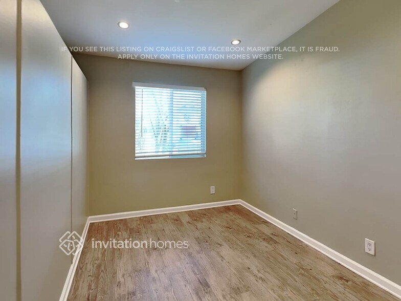 Building Photo - 18612 Arminta St