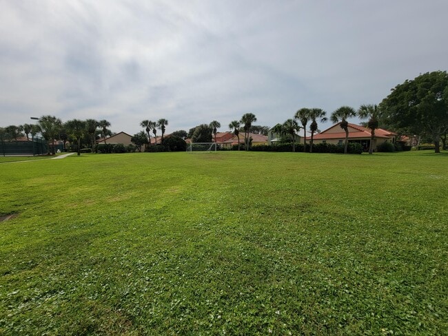 Building Photo - 5344 Edenwood Ln