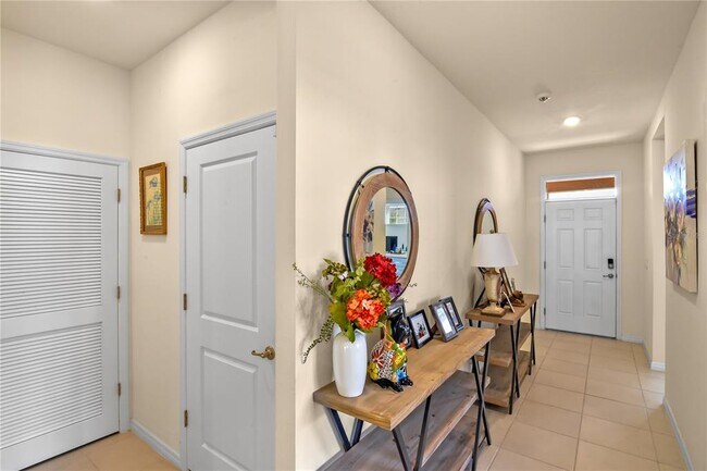 Building Photo - 6345 SW 88th Loop
