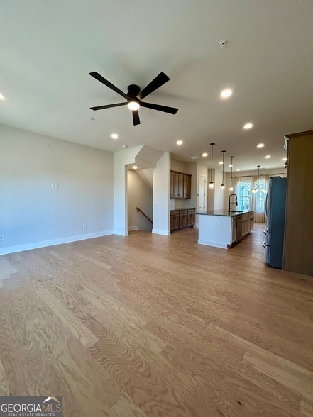 Building Photo - 2540 Mountain Ash Ln