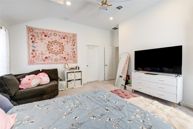 Building Photo - 21255 Doubtful Cyn Dr