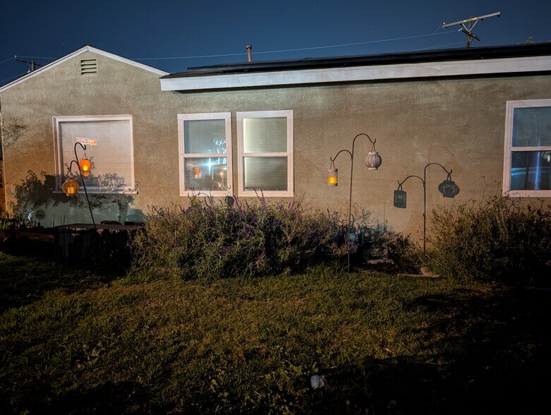 Building Photo - 5011 Stacy St