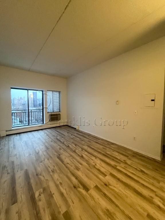 Building Photo - 1 bedroom in Astoria NY 11106
