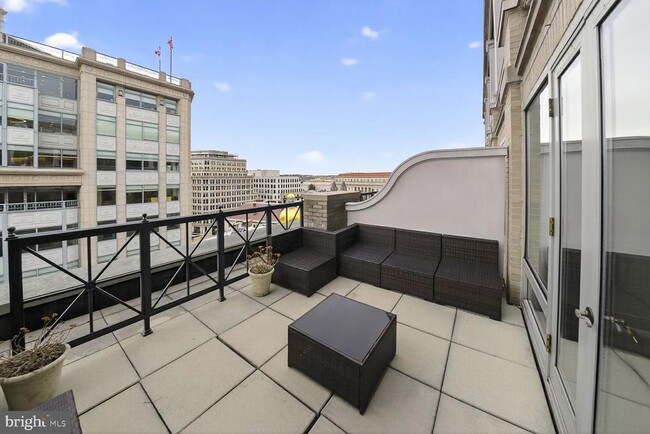 Building Photo - 701 Pennsylvania Ave NW