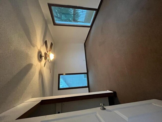 Building Photo - 3419 7th Ave