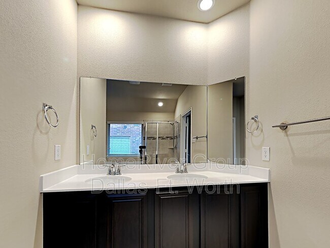 Building Photo - 5121 Pleasant Springs Ct
