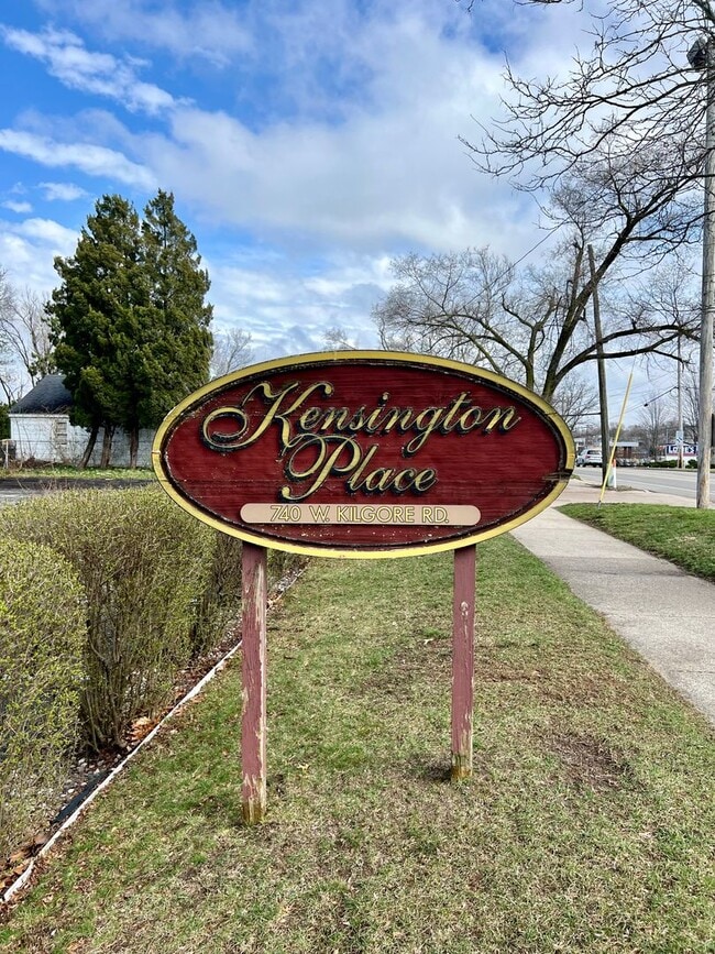 Primary Photo - Two Bedroom Condo in Kalamazoo