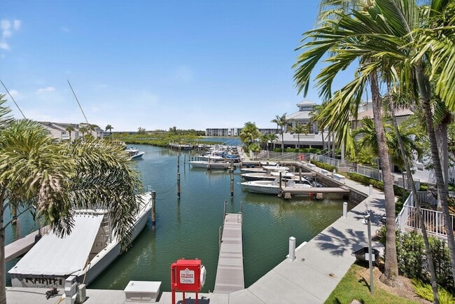 Building Photo - 1000 US-1