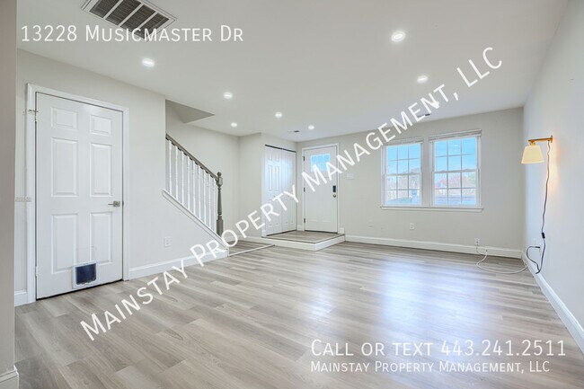 Building Photo - 13228 Musicmaster Dr