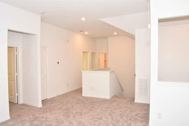 Building Photo - 7510 Monarch Forest Ln