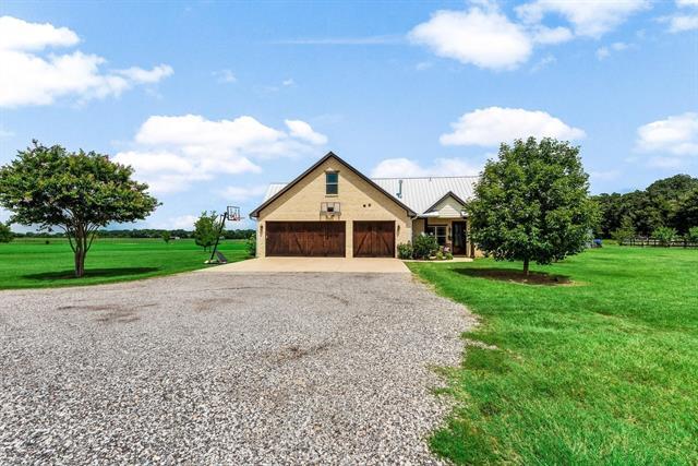 Building Photo - 6696 Paradise Dr