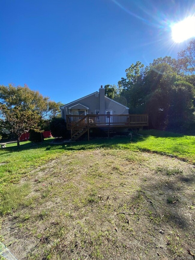 Building Photo - 459 Clove Rd