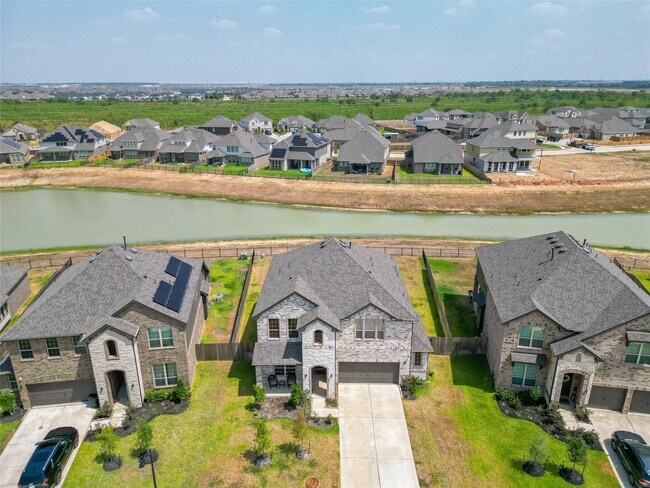 Building Photo - 6322 Cambrai Wood Ln