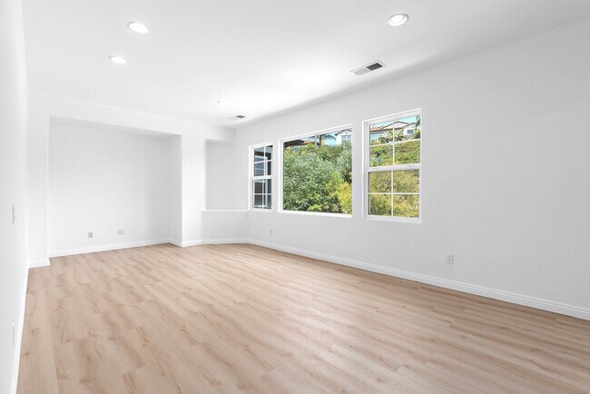 Building Photo - 1120 Championship Rd