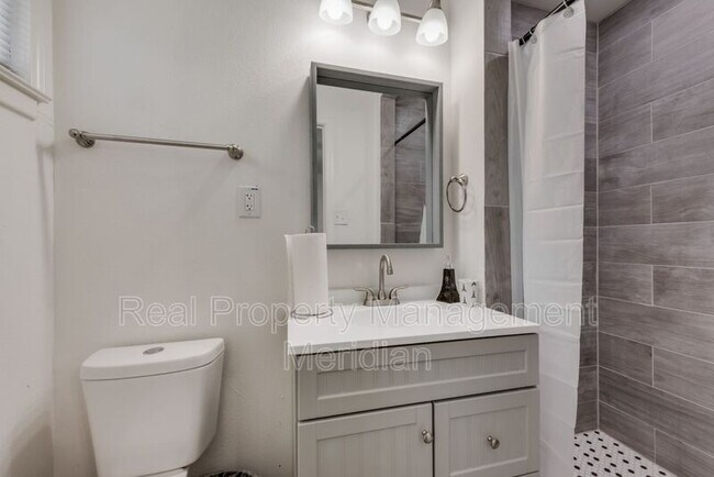 Building Photo - 1402 Randolph St