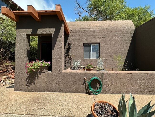 Primary Photo - APARTMENT - UPTOWN SEDONA
