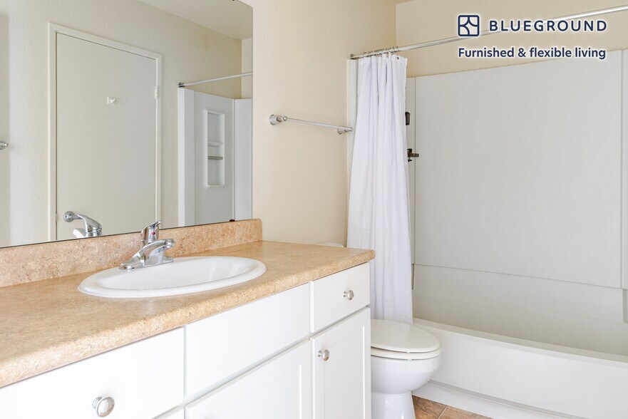 Building Photo - 117 Rock Harbor Ln