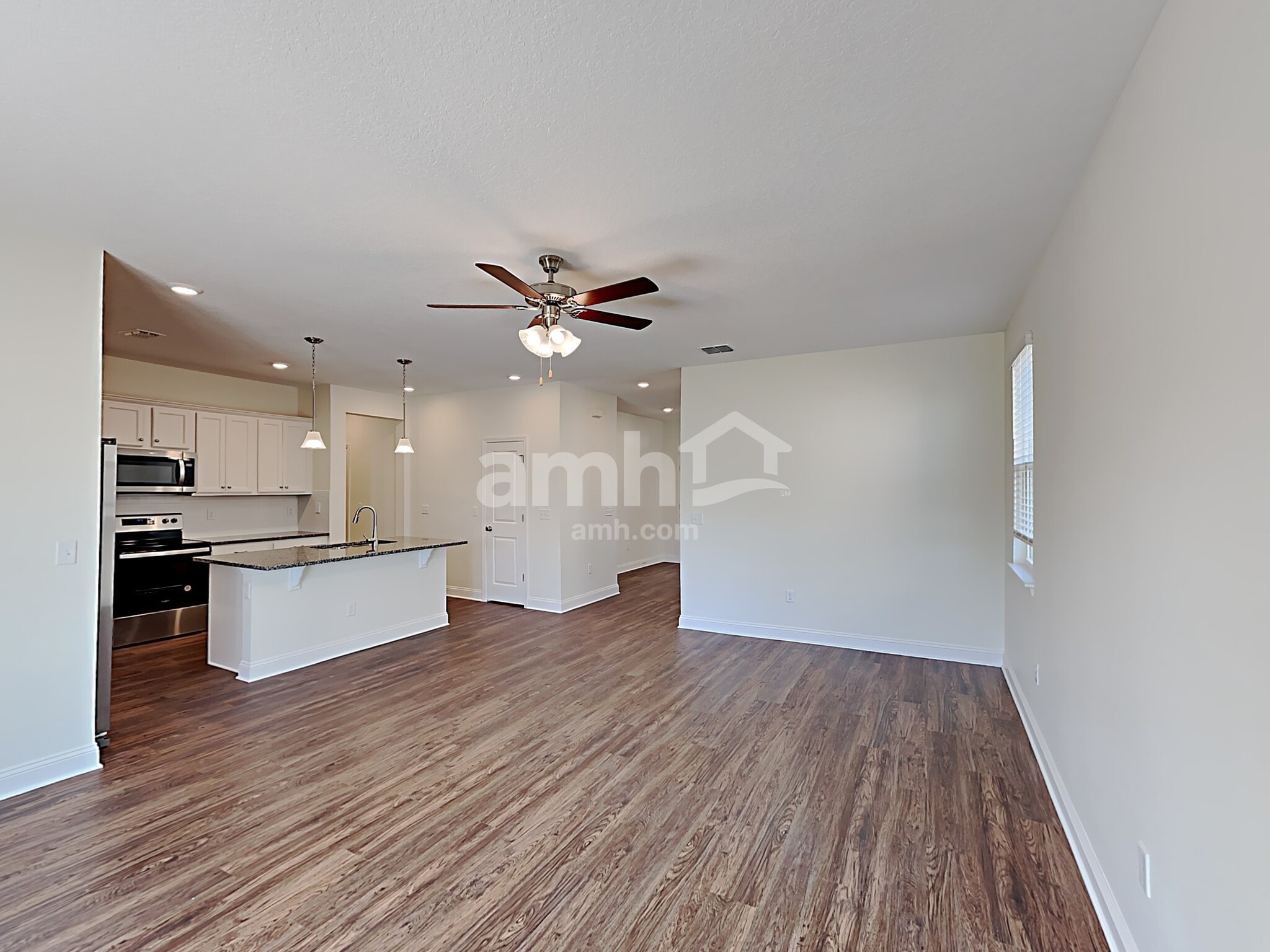 Building Photo - 46 Carlitos Way