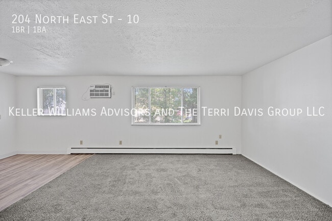 Building Photo - 204 N East St