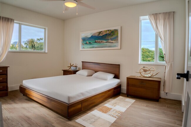 Building Photo - 238 SE 1st Ave