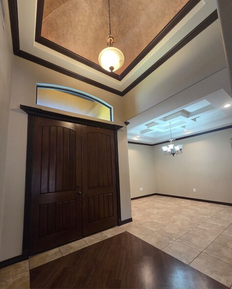 Building Photo - 3107 Conde Dr