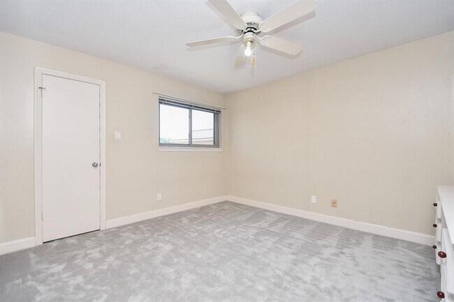 Building Photo - 7706 Coachwood Dr