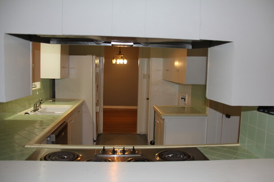 Building Photo - 106 Springwood Ln