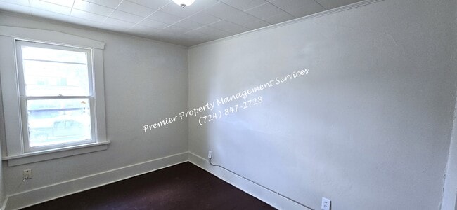 Building Photo - 519 Wengler Ave