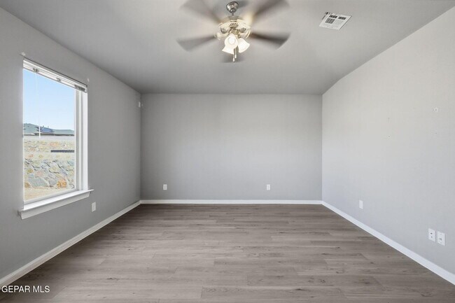 Building Photo - 14561 Desert Poppy Ct