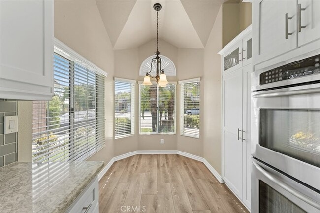 Building Photo - 6430 Regents Ct