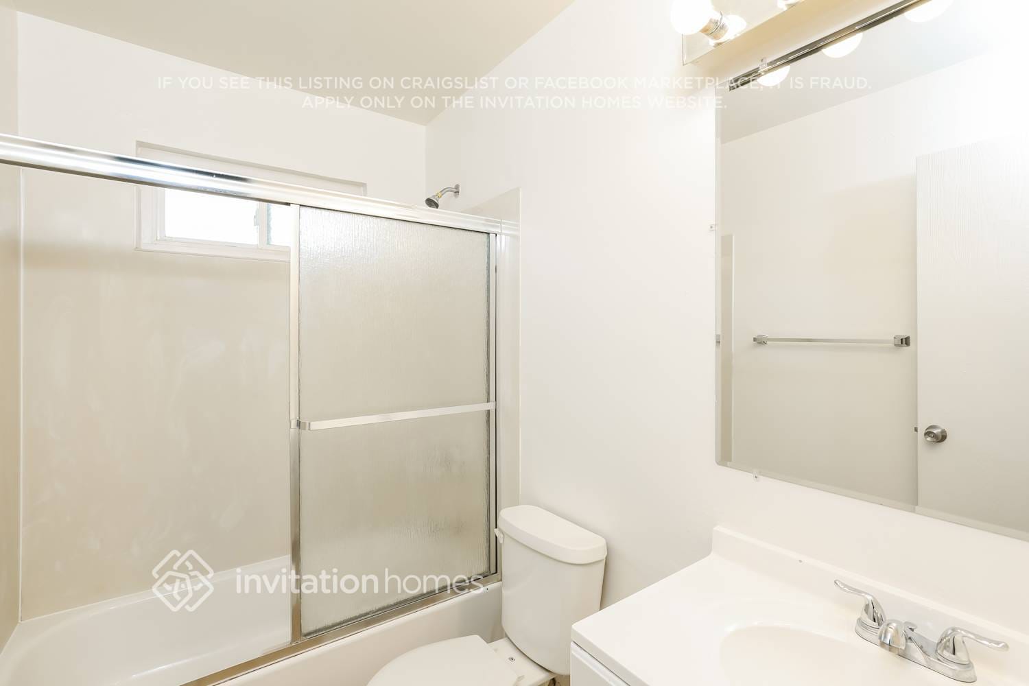 Building Photo - 824 Blue Bill Way