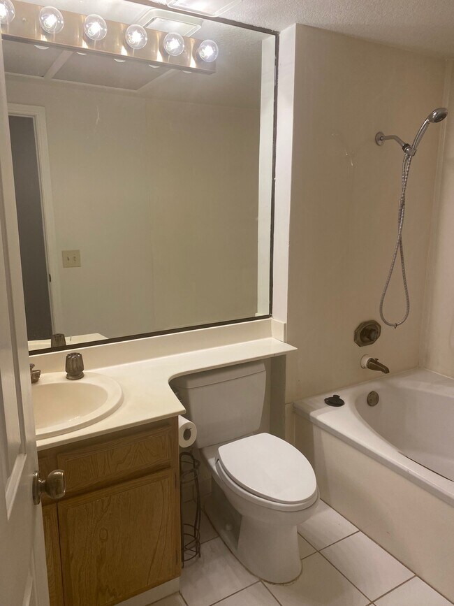 Building Photo - 4932 Buckboard Way