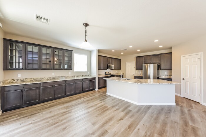 Building Photo - 11944 W El Cortez Pl