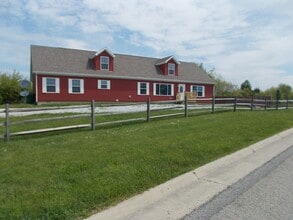 Building Photo - Large, Beautiful Home North of Richmond