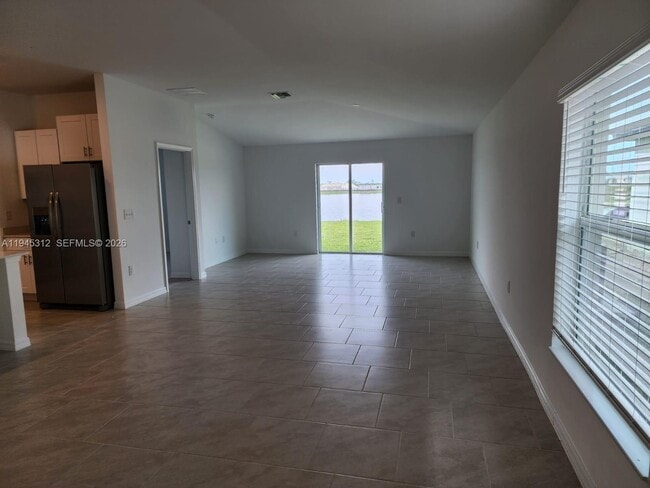 Building Photo - 17711 Paradiso Wy