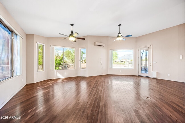 Building Photo - 6620 Front Nine Dr