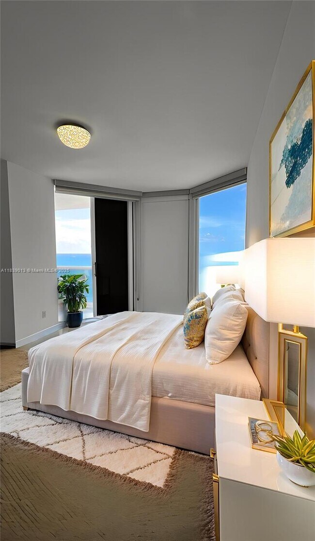 Building Photo - 4775 Collins Ave