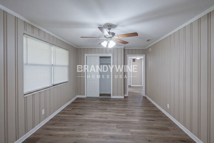 Building Photo - 2454 Buttonwood Dr