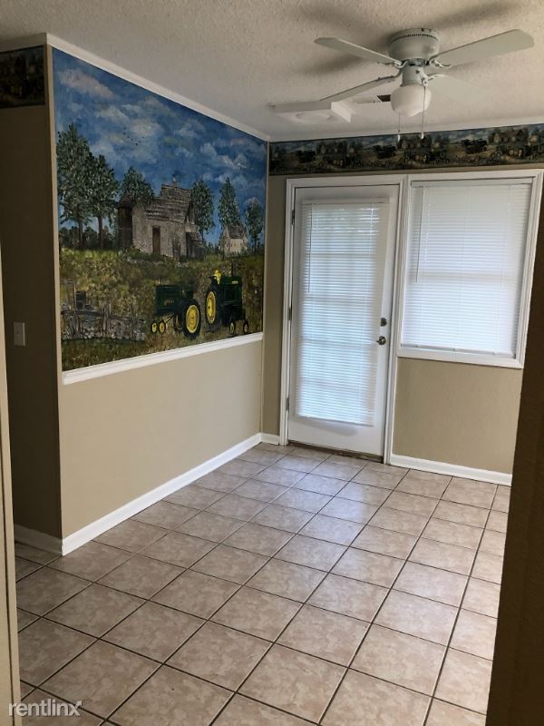 Building Photo - 3 br, 1 bath House - 21391 hwy 18 e