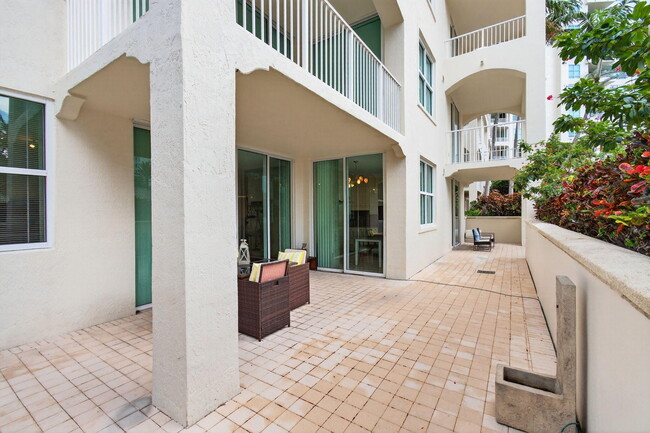 Building Photo - 3700 S Ocean Blvd