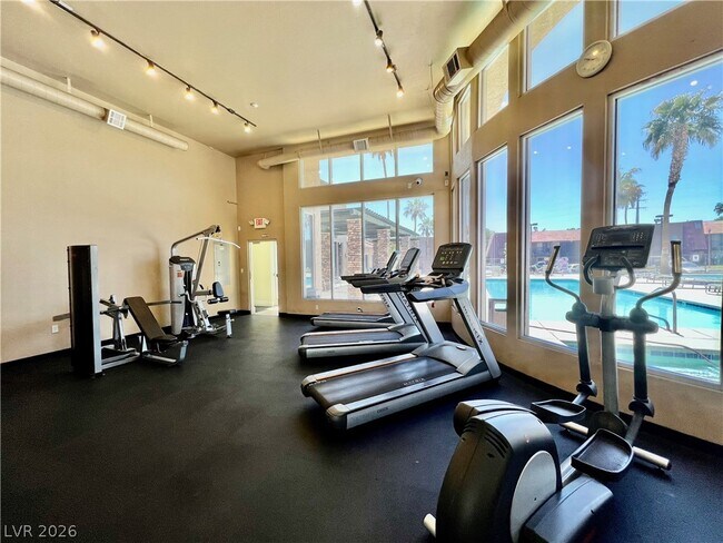 Building Photo - 4380 Sandy River Dr