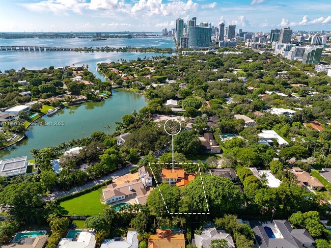 Building Photo - 575 Bay Point Rd