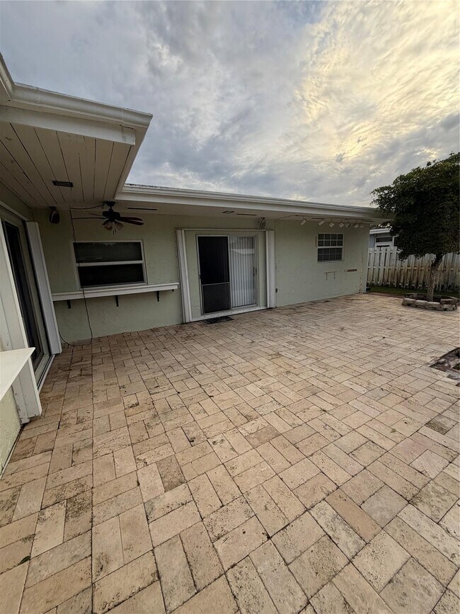 Building Photo - 11461 NW 31st Pl