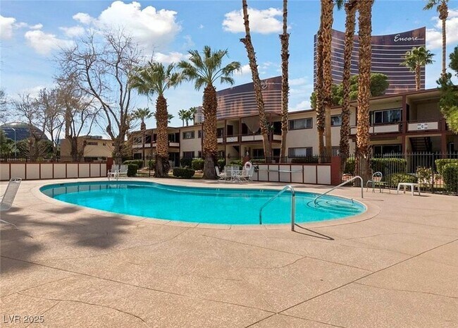 Building Photo - 350 E Desert Inn Rd