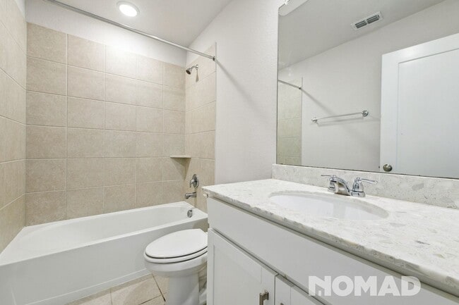 Building Photo - 9215 Lair Cove Dr